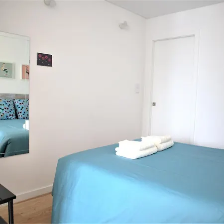 New! Colorful And Apartment Porto
